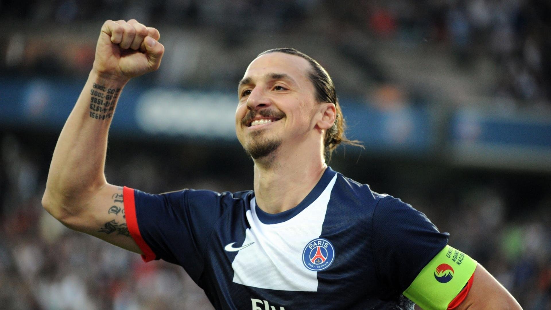 篮球比赛观众人数统计